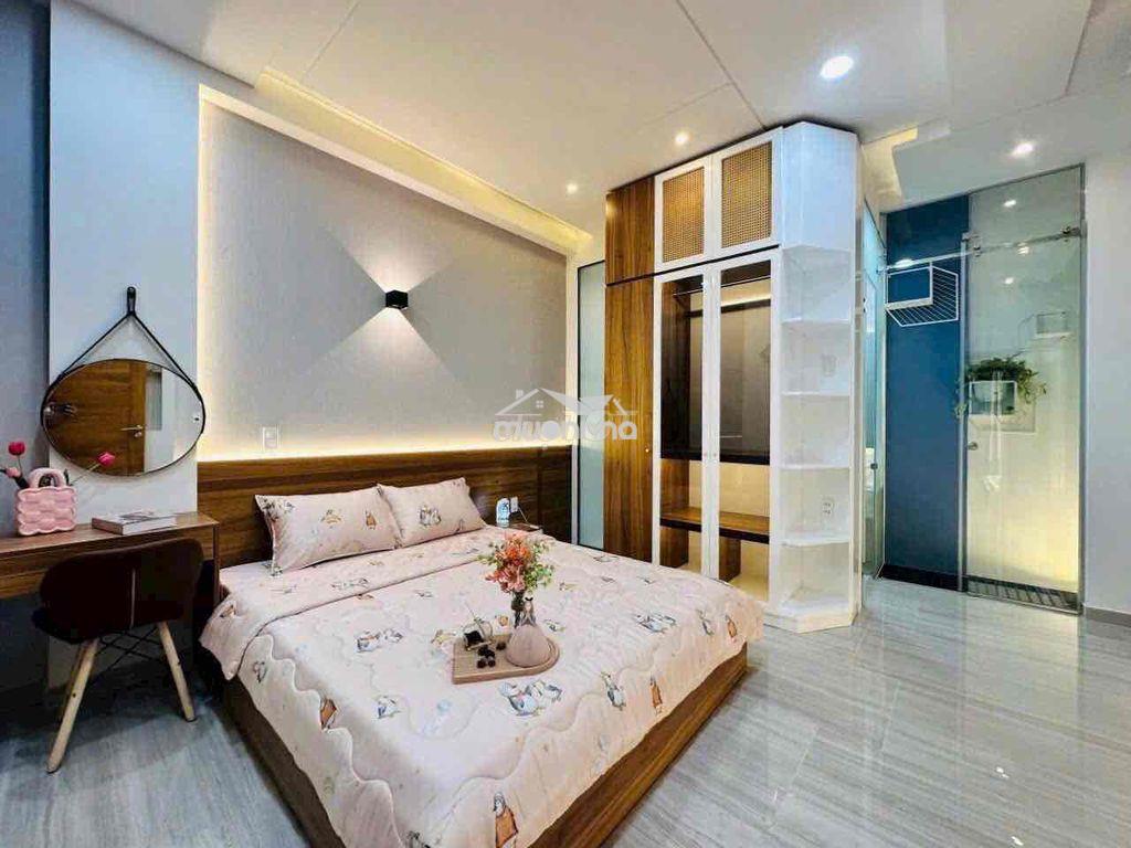 Cho thuê nhà nguyên căn  giá 22tr/ tháng d/c : 61/đường số 59 , p14 , - 4