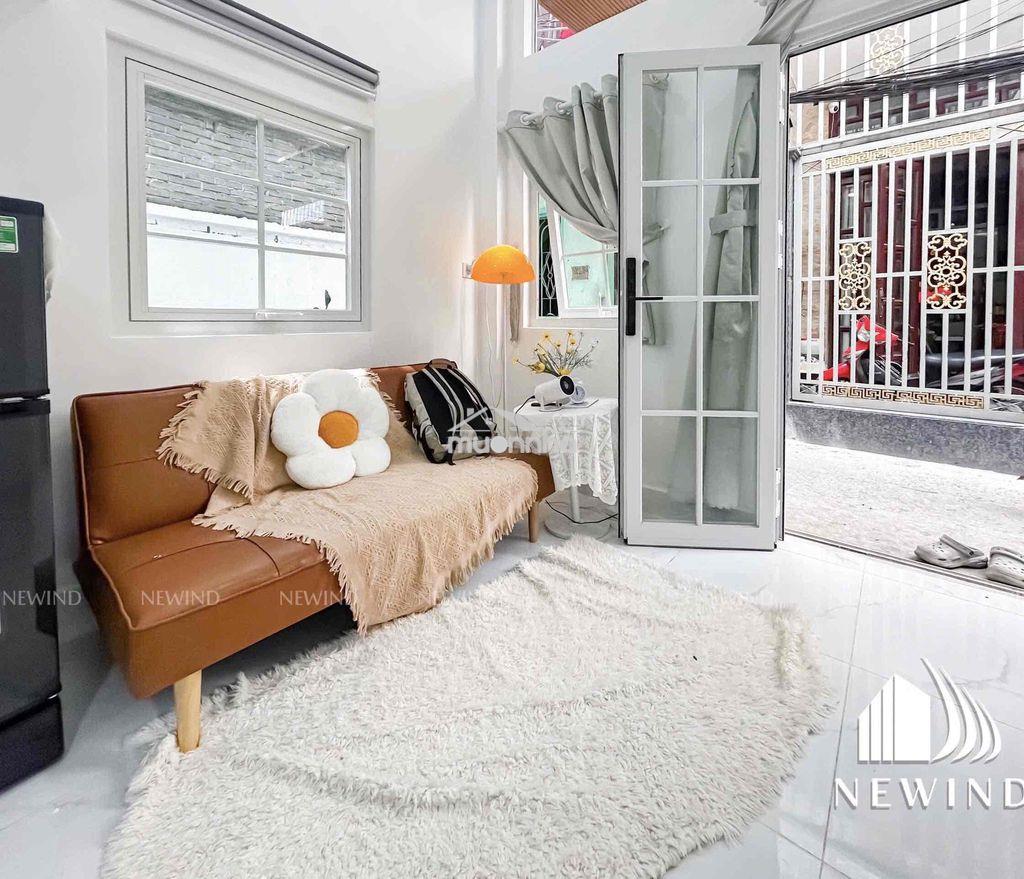 Cho thuê nhà mới xây hai phòng ngủ full nội thất gần lottemart - 3