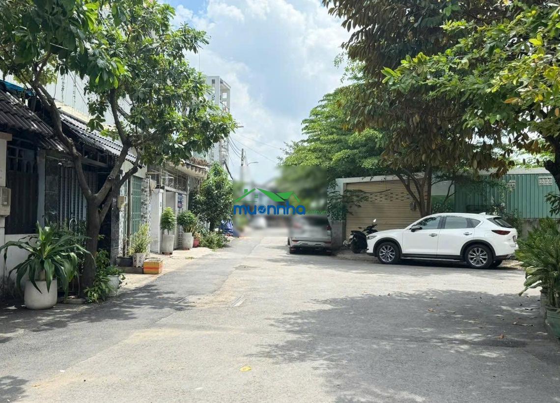 Bán gấp nhà 3 tầng gần gigamall, 72.7m2, giá 9.2 tỷ thương lượng, 3pn xe hơi tránh nhau - 3