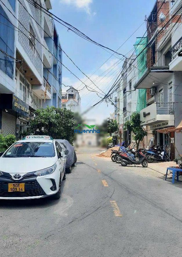 Bán gấp hxh p. 13 bình lợi dt: 10x18m kc: 5 tầng giá: 18,5 tỷ tl gần bờ sông bình lợi - 2