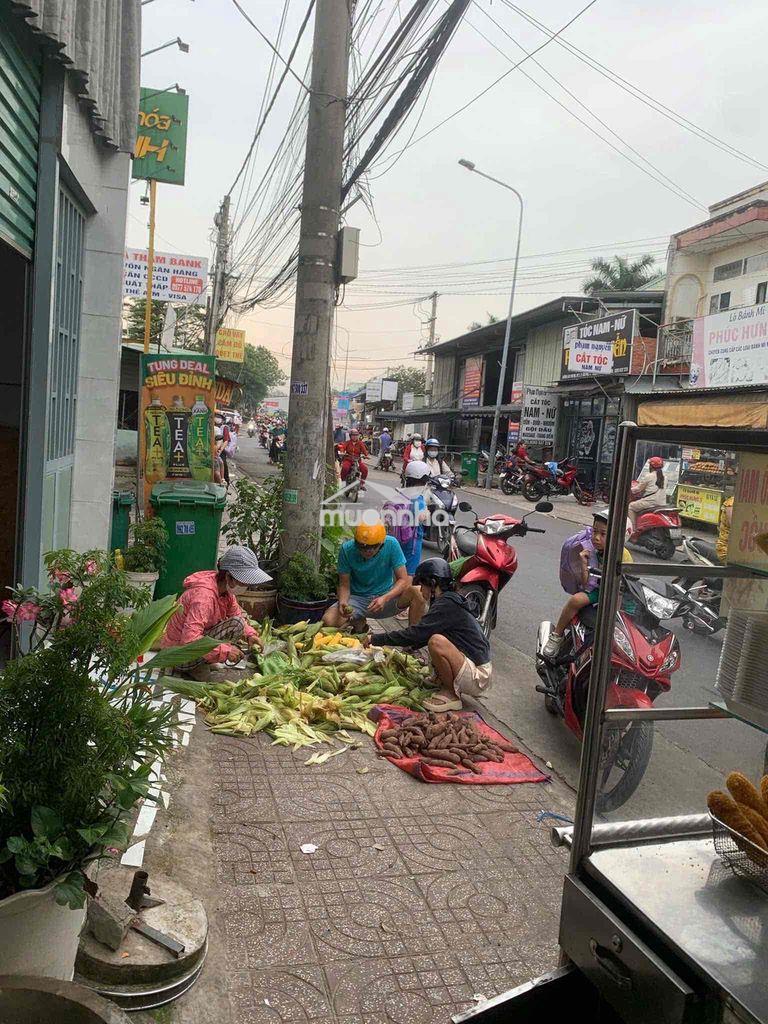 Bán nhà và dãy trọ mặt tiền chợ kinh doanh- đường nhựa giáp vsip1 - 2
