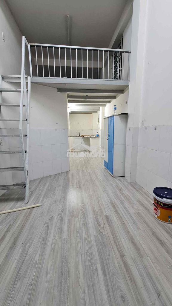 Cho thuê nhà 1 trệt 1 gác lửng hẻm xe hơi đường bùi đình tuý