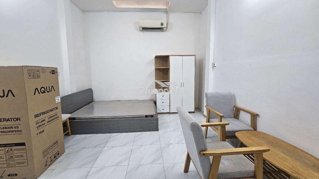 Phòng cao lỗ, 25m2, full nội thất, wc riêng - 2