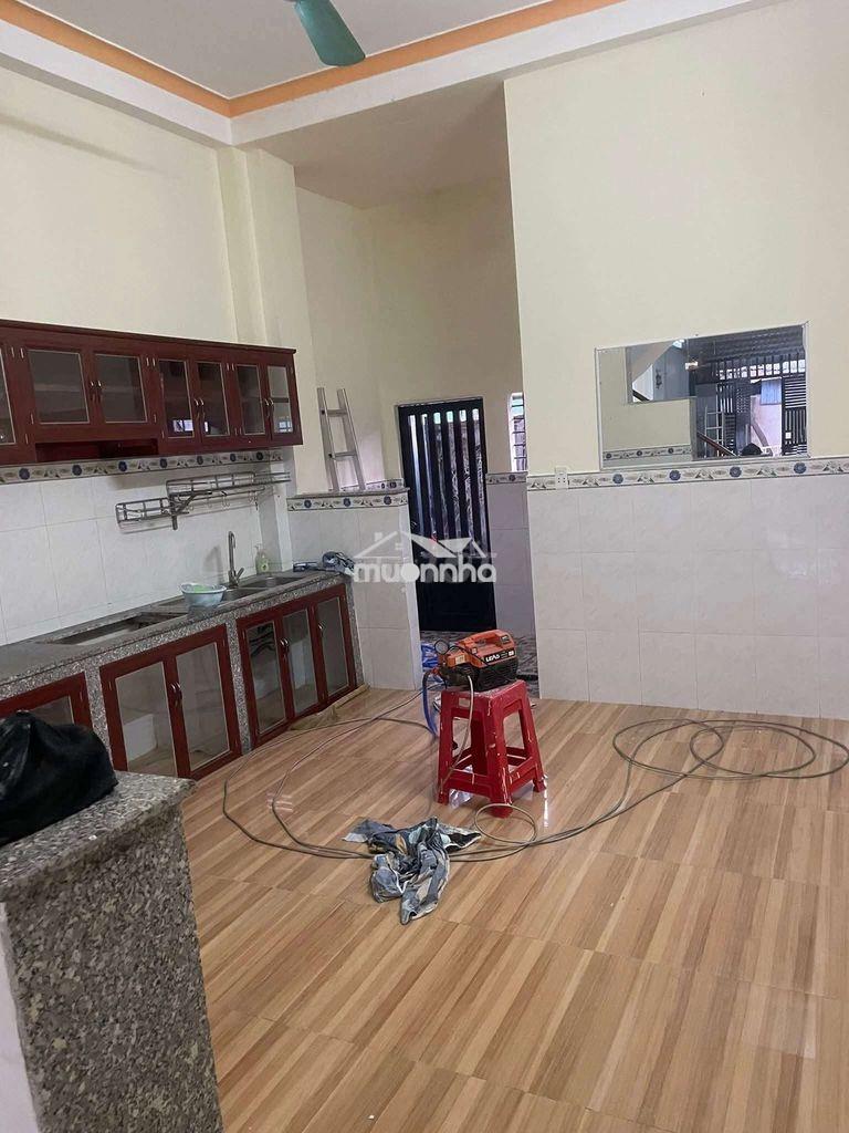 Nhà lầu đường xe hơi gần chợ thông dụng - 3