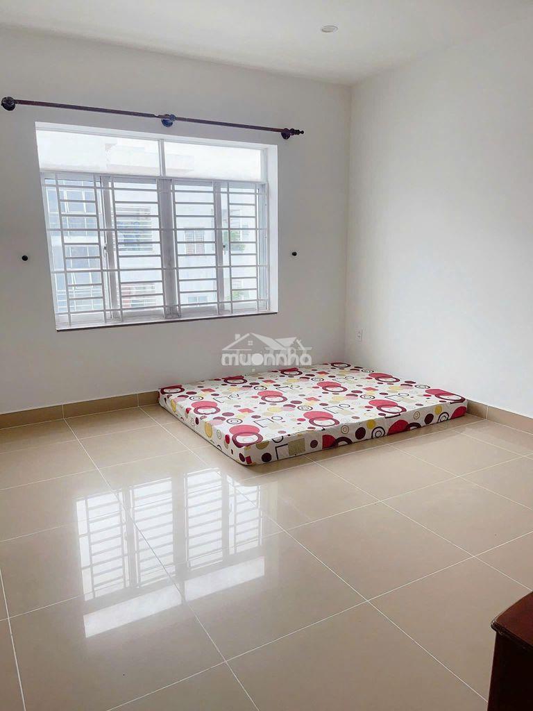 Bán căn hộ c/c him lam nam khánh, tạ quang bửu, quận 8. - 2