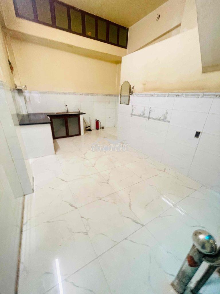 Cho thuê nhà nguyên căn đường mã lò hai phòng ngủ hai nhà vệ sinh - 2