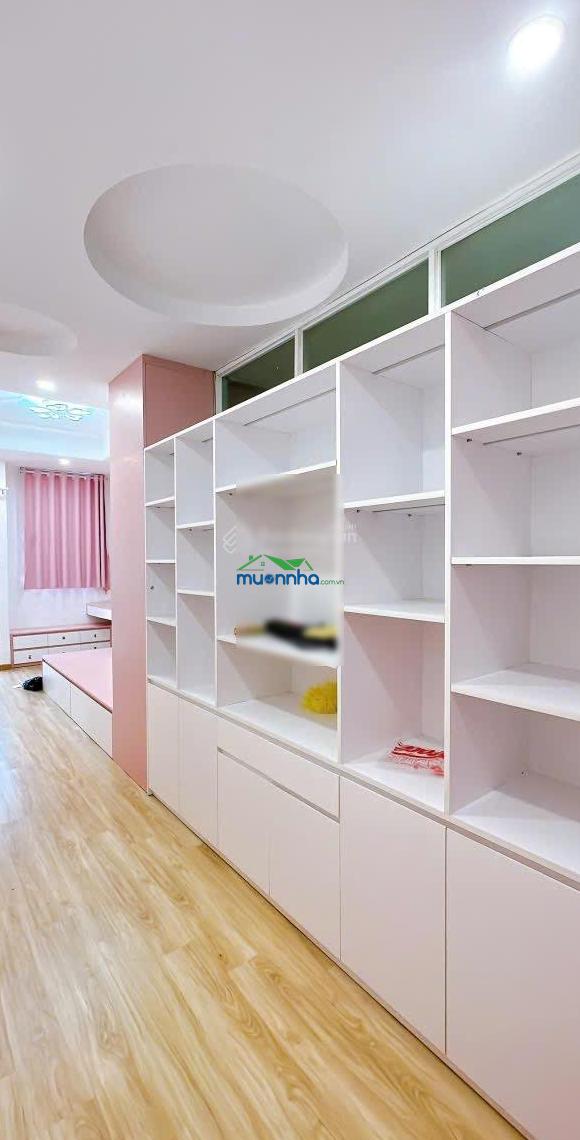 Bán nhà mặt tiền đường số 5 tầng 3 phòng ngủ đường 6m quận 4 - 3