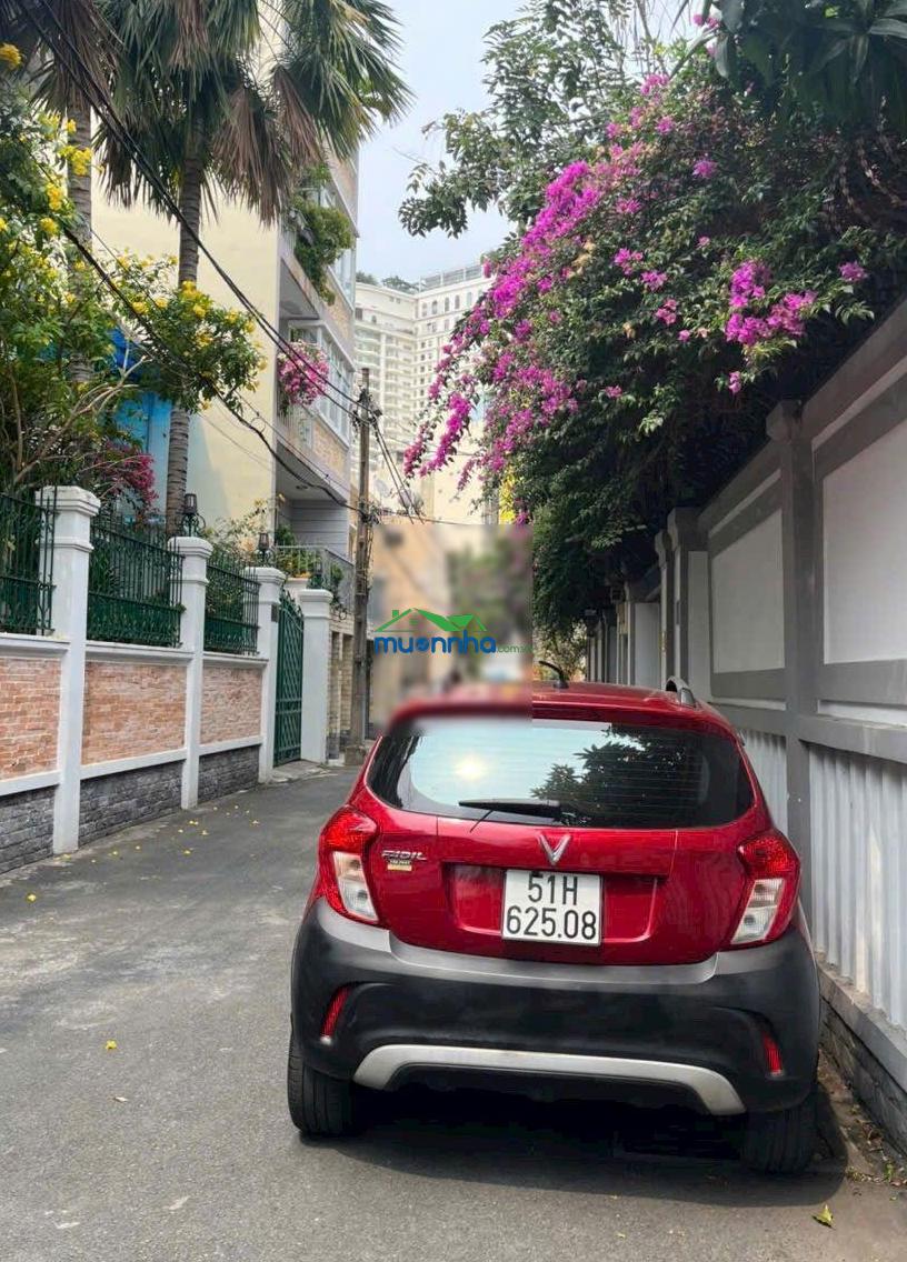 Bán biệt thự phường chợ lớn q5 dt: 8m x 13m 1 hầm 1 lửng 3 lầu 1 sân thượng 1 thang máy giá 11 tỷ