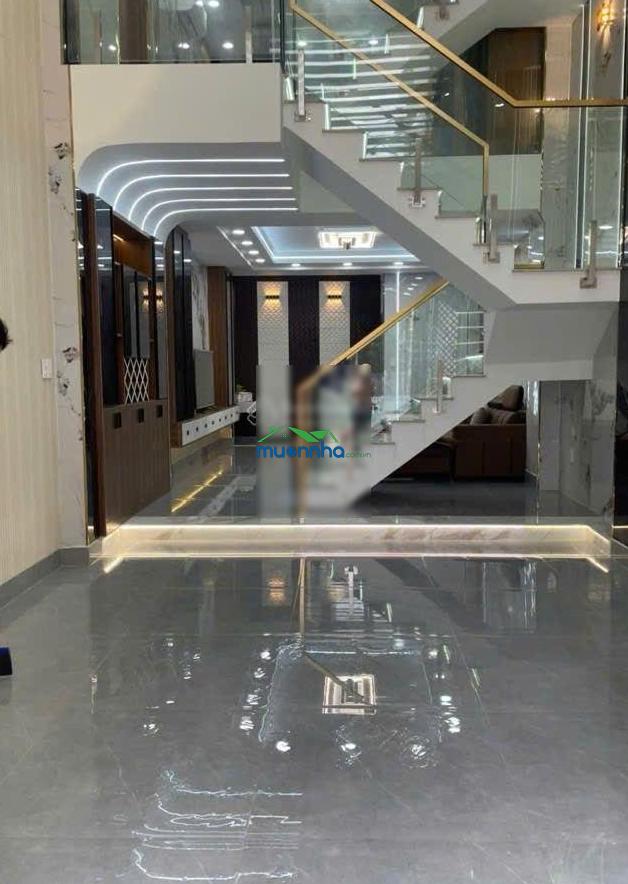 Siêu phẩm 5 tầng lung linh nguyễn ảnh thủ