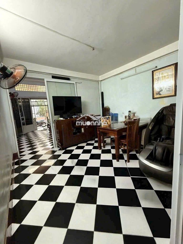 Hẽm 6m xe hơi đường bình thới. diện tích : 67m2. kc 4 tầng - 3