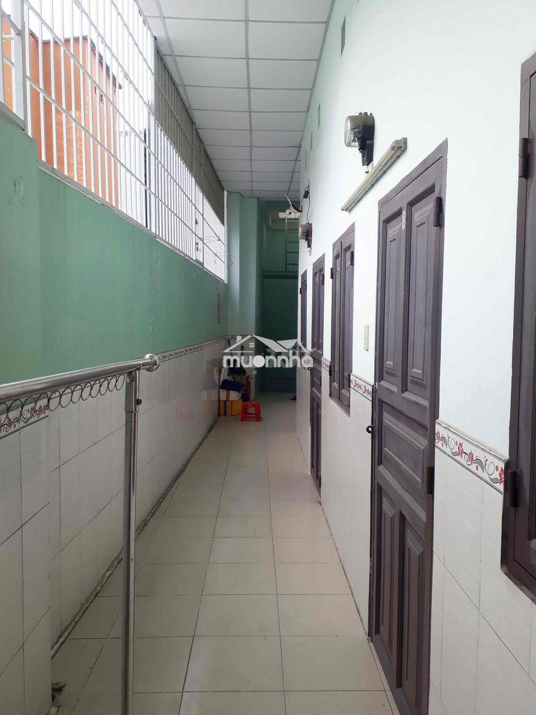 Phòng trọ quận 4 gần đh nguyễn tất thành