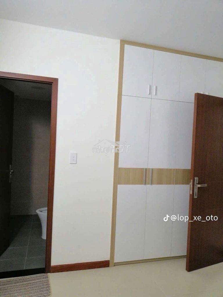 Iris tower (hòa bình) 52m2, bao sổ hồng: 1,5 tỷ - 3