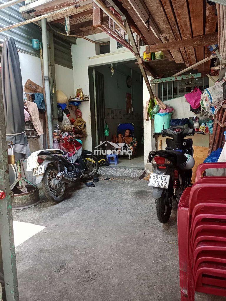 Nhà bán vị trí đẹp dễ kinh doanh hẻm xe hơi - 4