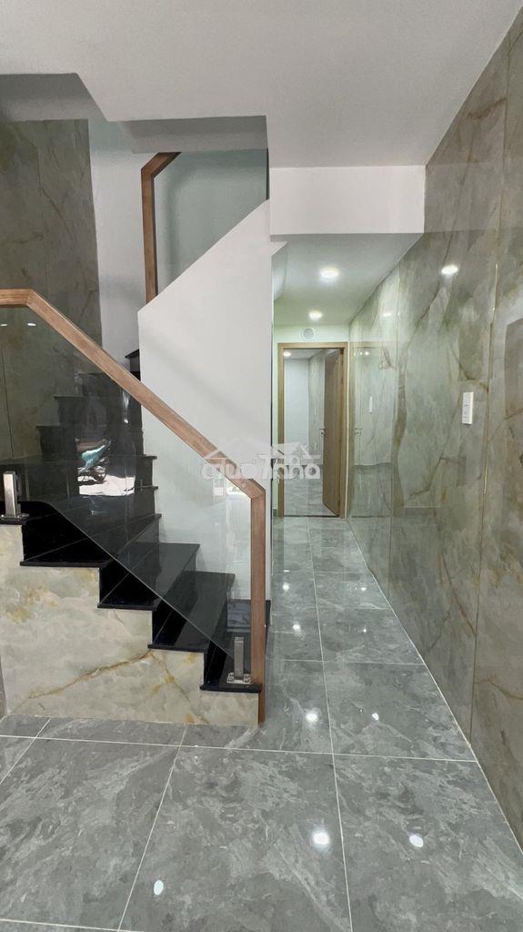 4tỷ780 bán nhà phan đình phùng. gần chợ phú nhuận, dtsd 70m - 2