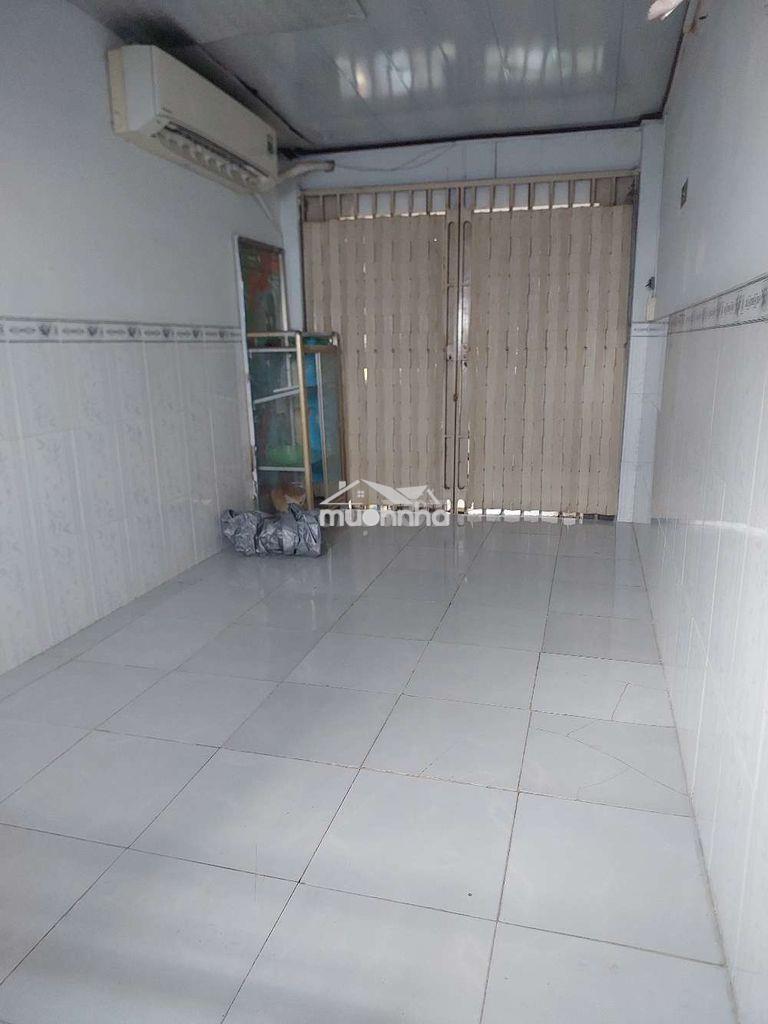 Nhà nguyên căn 2 lầu- 4,5tr/thang. - 3