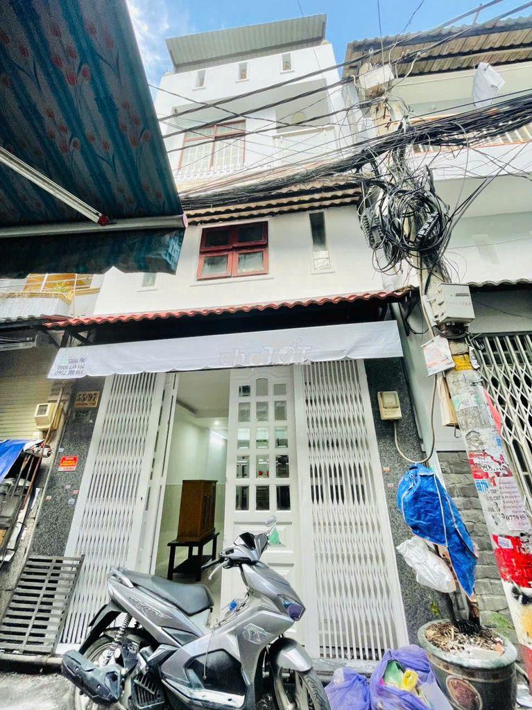 Full nội thất_xách vali vào ở ngay_3pn 4wc_hẻm xe hơi 1 sẹc_nhà mới