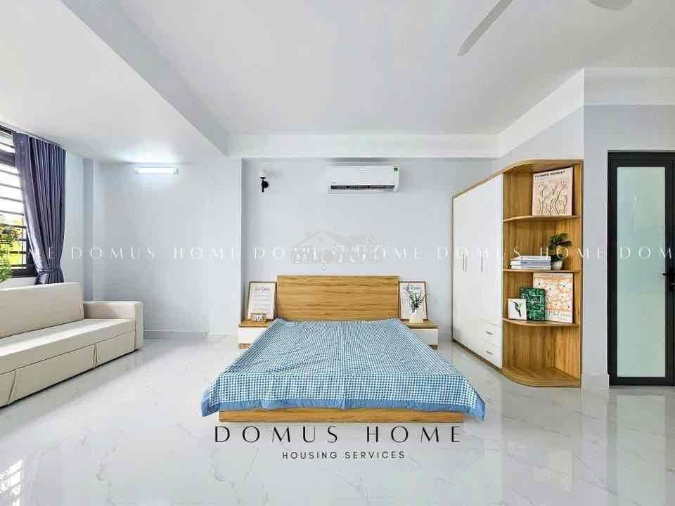 Cho thuê căn hộ penthouse ban công siêu rộng 50m2 ngay trung tâm q10 - 4
