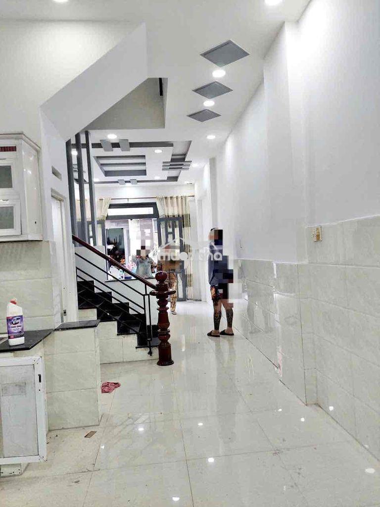 Nhà thuê, 1 trệt 1 lầu 2pn/2wc đường chiến lược, bình tân - 2