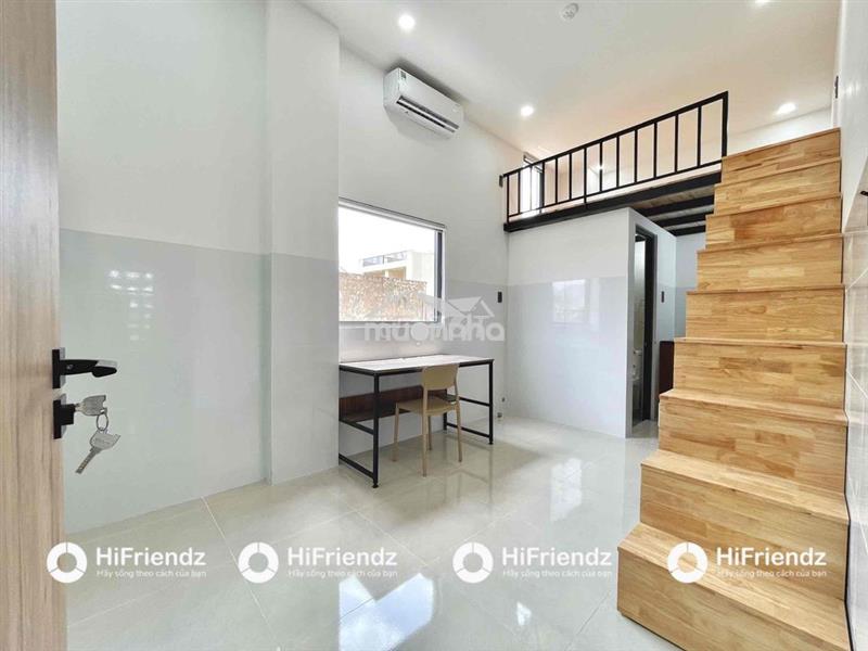 Trống sẵn duplex cửa sổ trời wiew kính có thang máy gần đầm sen quận11