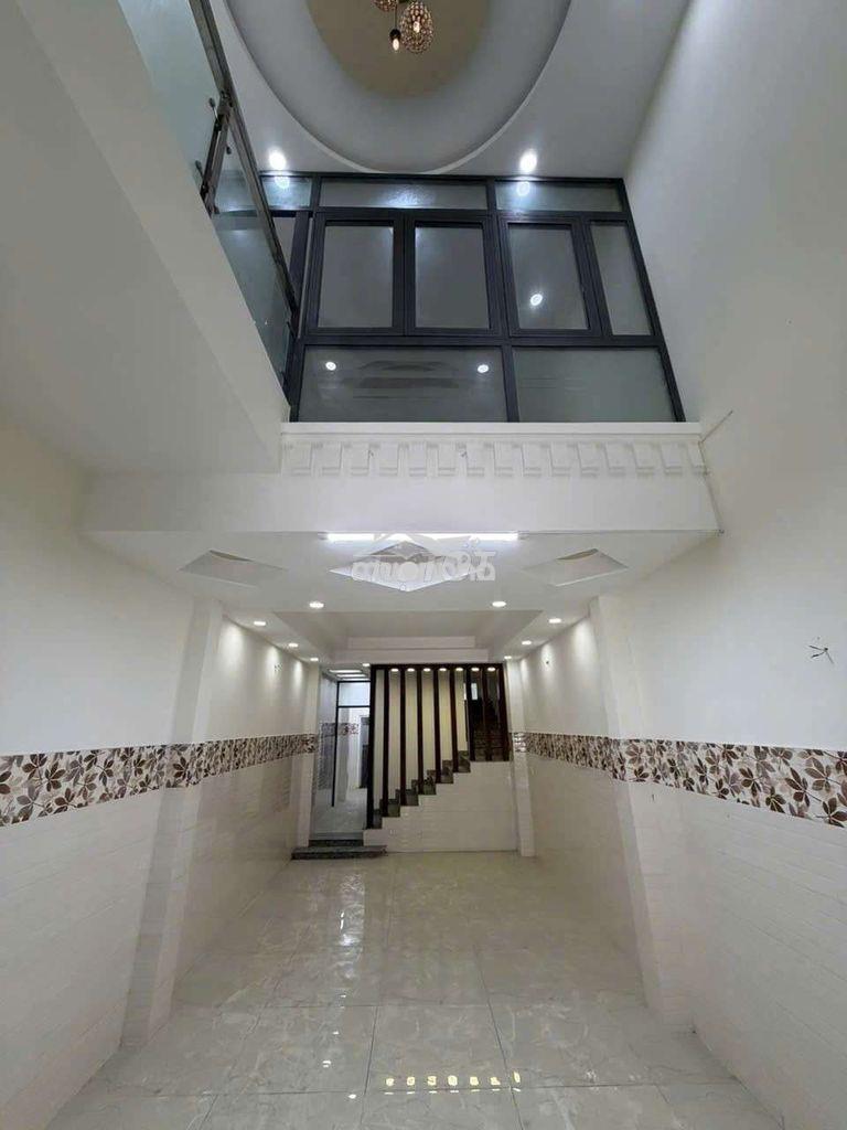 Cho thuê nhà mới mtnb có thang máy dt 4*18m - 4