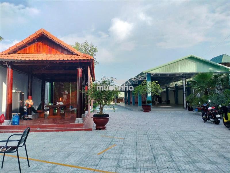 Cho thuê mặt tiền kinh doanh gần chợ tân phước khánh