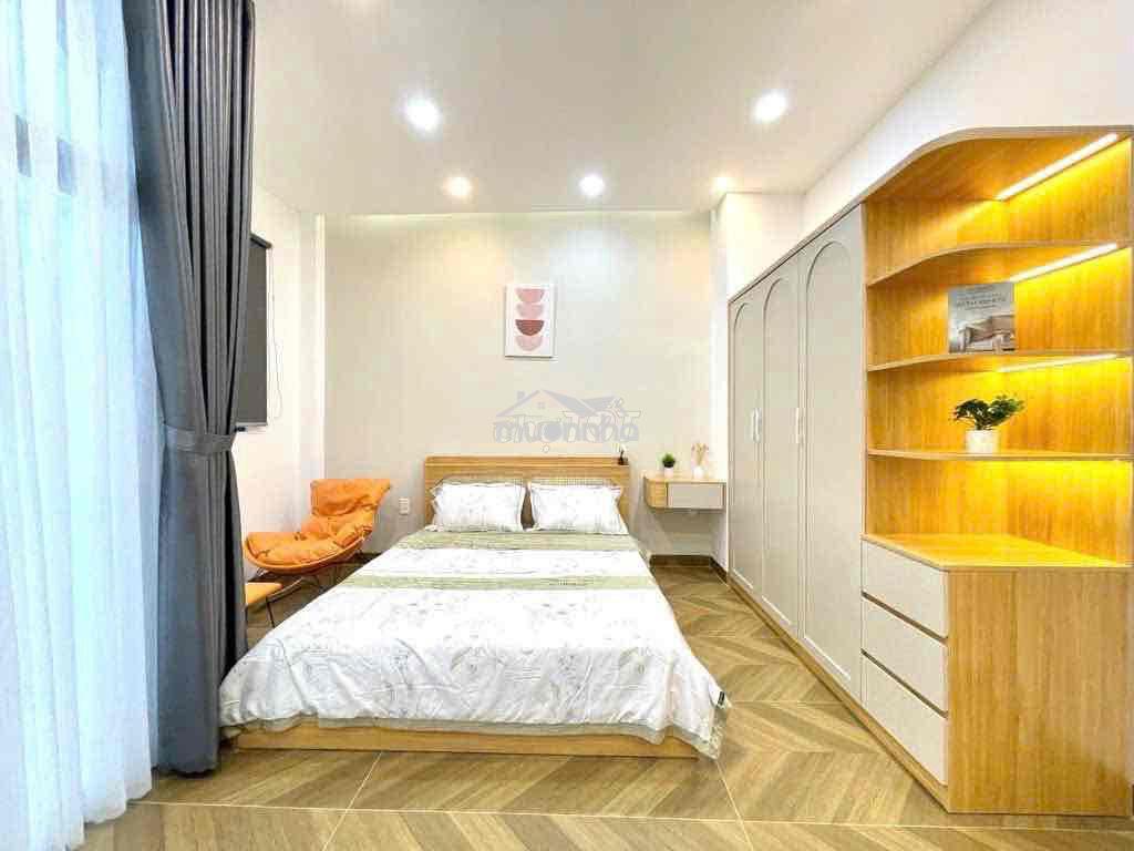 Nhà 5 lầu 8 phòng ngủ và 1 mb ngay mặt tiền huỳnh văn bánh - 3