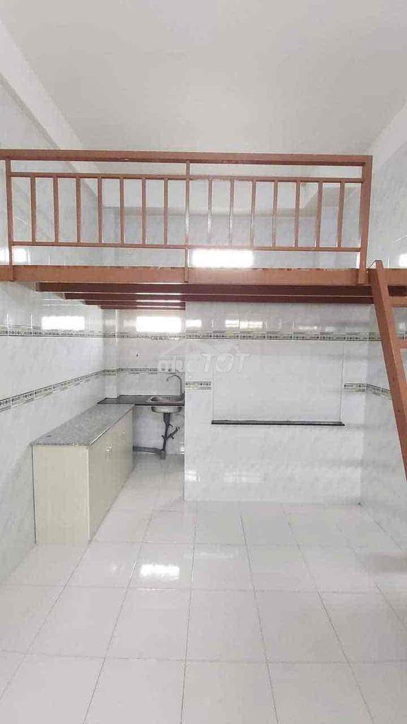 Cho thuê phòng có gác giá siêu rẻ ngay luỹ bán bích thoại ngọc hầu