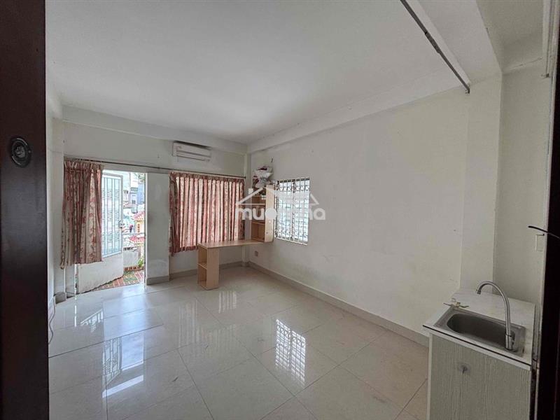 Phòng máy lạnh đối diện chùa vnqt đường 3.2, 28m2,3.8tr