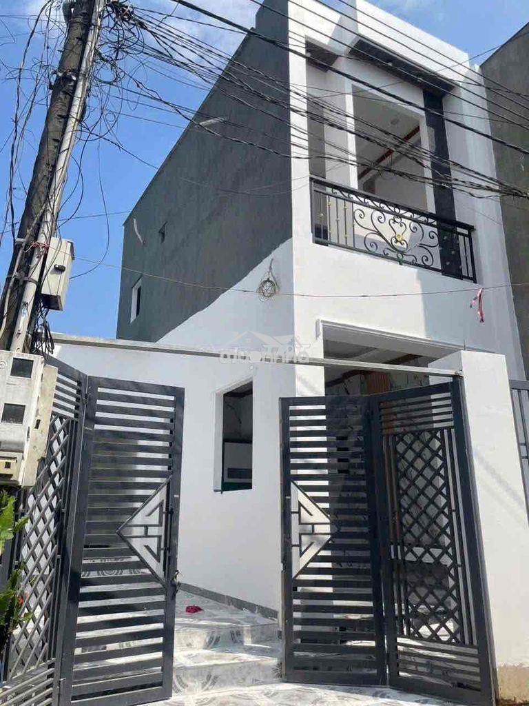 Nhà 1 trệt 1 lầu giá rê