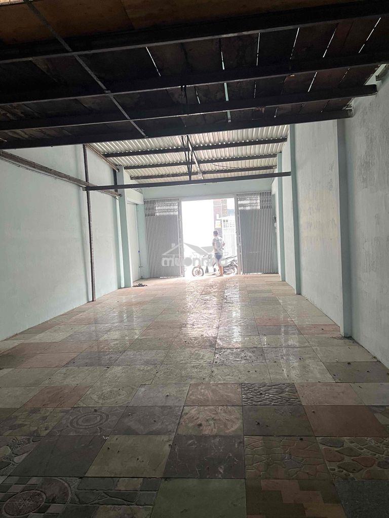 Nhà hẻm xe tải 5.5x22m cấp 4 giá 14.5 triệu đường trịnh đình trọng