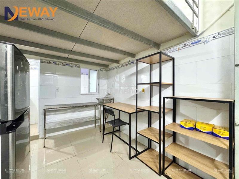 2tr9 ngay trường chinh - tân bình căn cửa sổ trời
