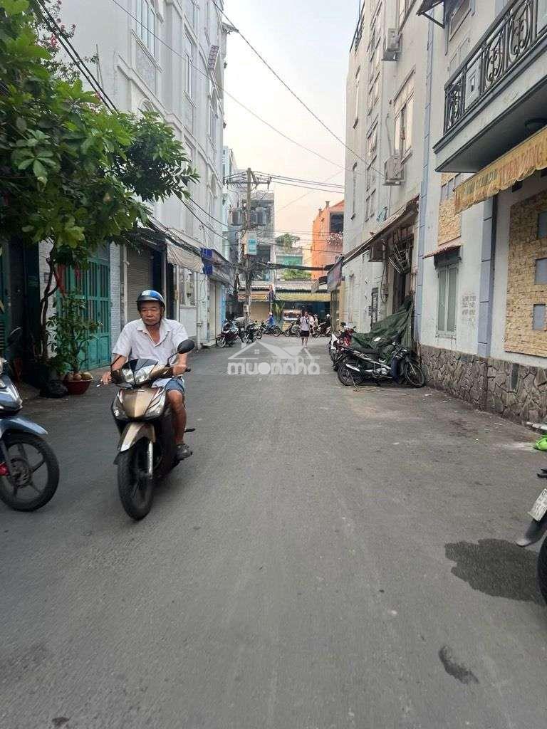 Nhà sư huỳnh liên p 10 tân bình ,ngang 4m '52m2, giá : 4.55tỷ