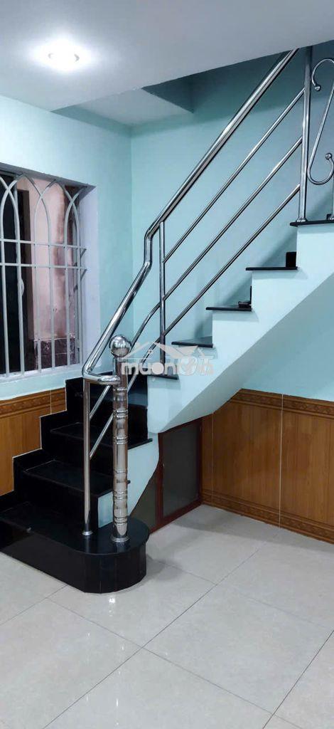 Bán nhà nguyên căn đường số 7 gần đh luật