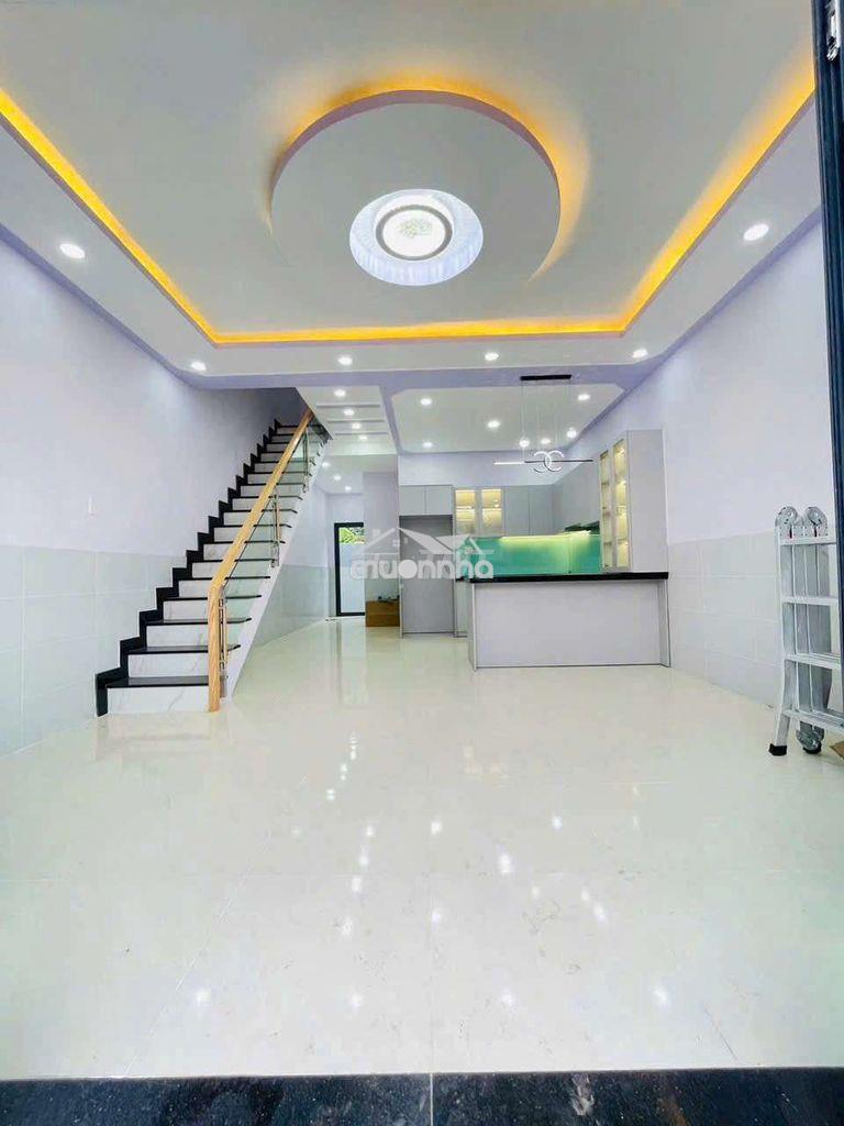 Nhà ngay chợ bà điểm đúc lưng xinh đẹp  - 2