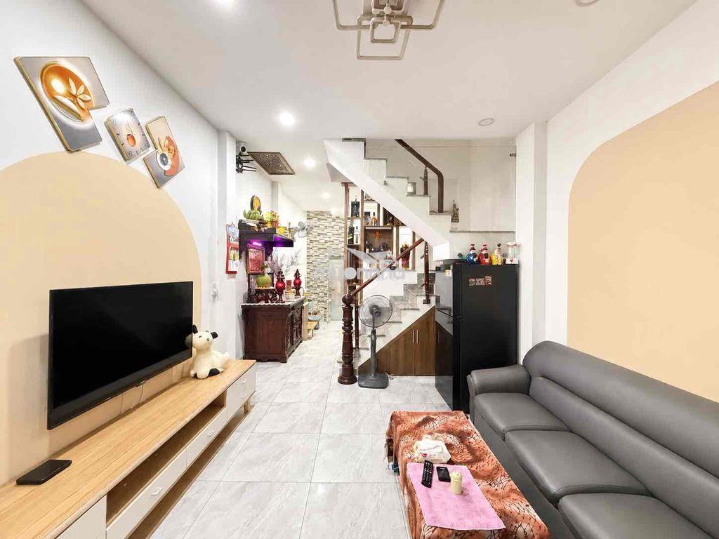 Giảm sâu 600tr 👉 4 tỷ xíu vài bước lên ô tô, dtsd 70m, cv làng hoa - 2