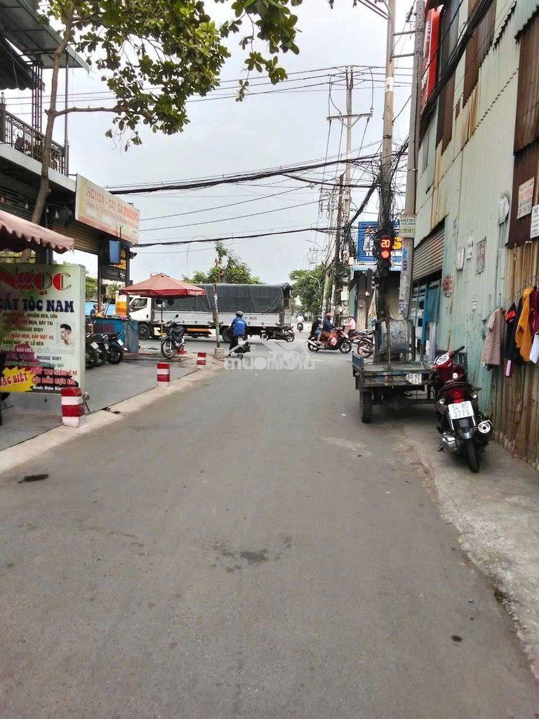 Kho thuê 300m. đường võ văn vân vĩnh lộc b bình chánh tphcm. - 2