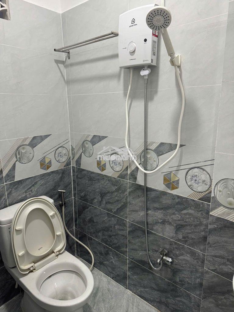 Cho thuê nhà nguyên căn đinh bộ lĩnh, 2pn có ntcb - 4