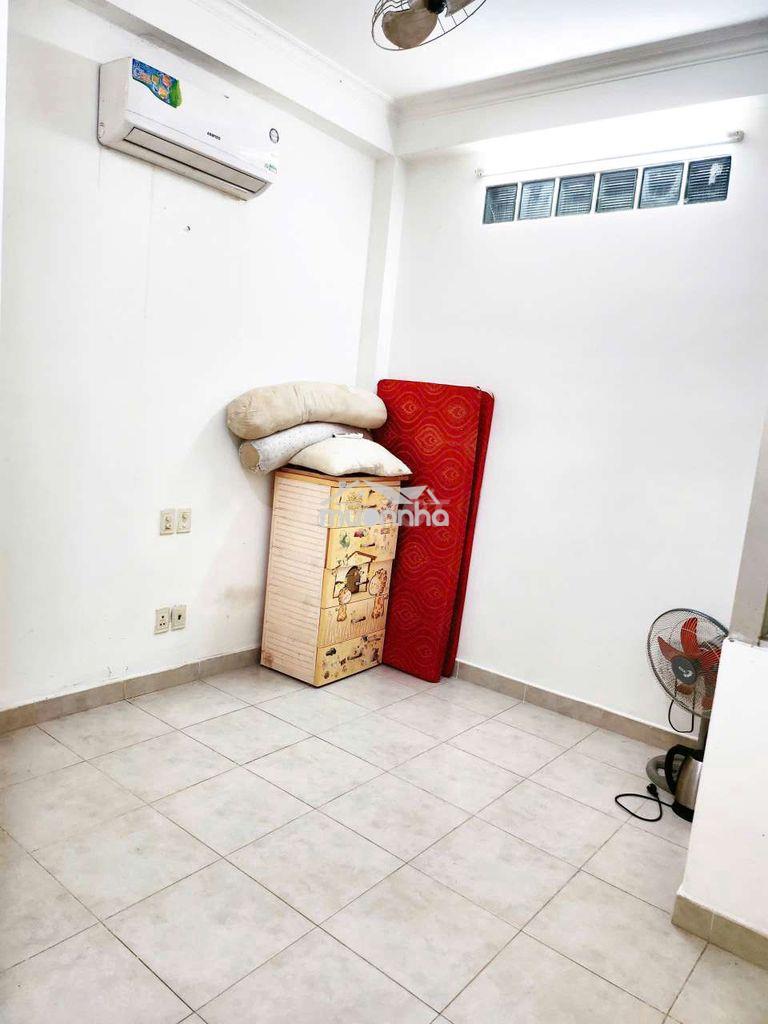 Phòng trọ gần chợ phạm văn hai (giờ giấc tự do) - 2