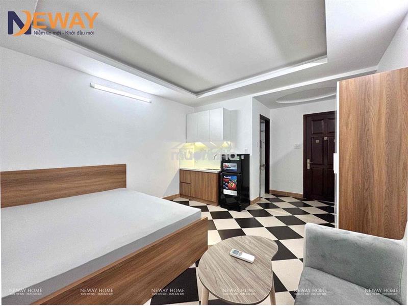 💥Căn hộ ban công full nội thất gần vòng xoay lạc long quân