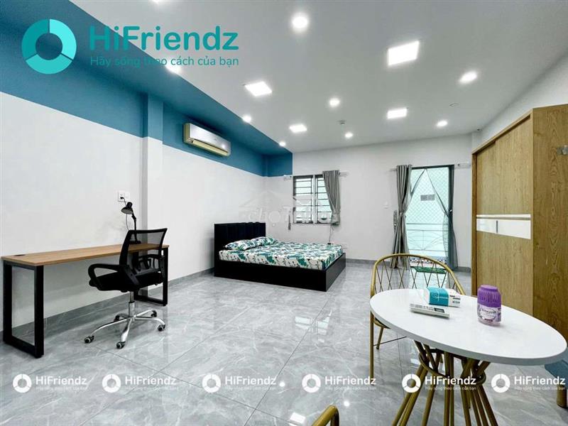 Cho thuê căn hộ ban công tách bếp đủ nội thất sát hòa bình đầm sen q11