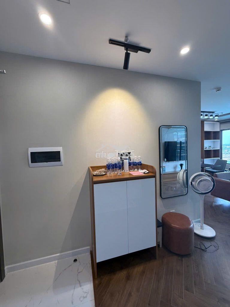 Cho thuê căn hộ góc 2pn+ vinhomes grand park full nội thất view hồ bơi - 3