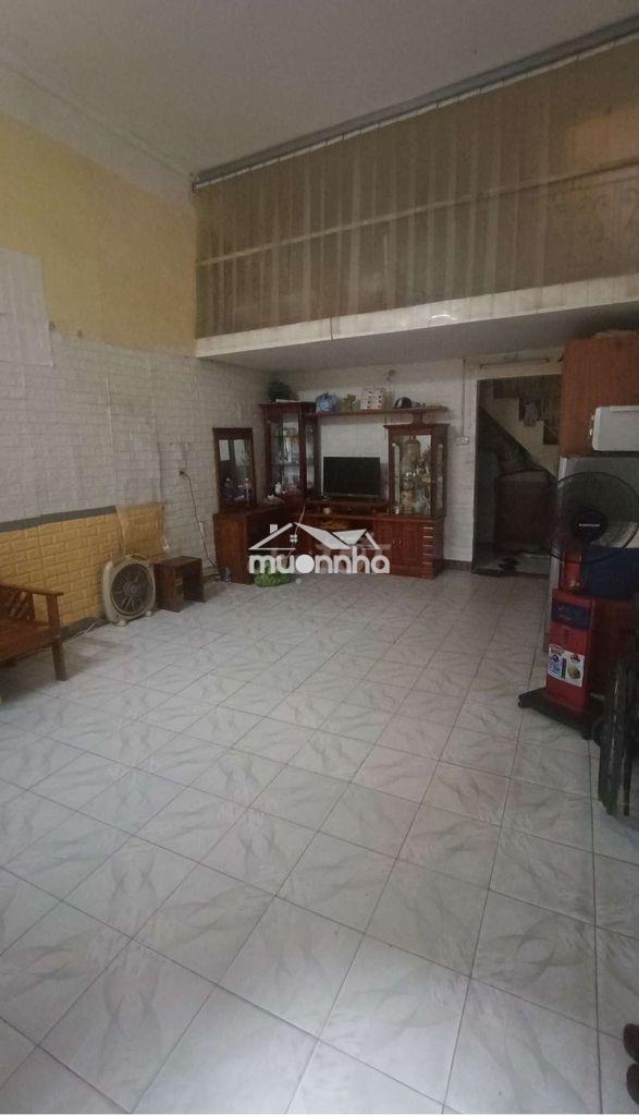 Cho thuê nhà nguyên căn, 2 tầng + gác xép + 1 tum, 2 p.ngủ, 2 vs