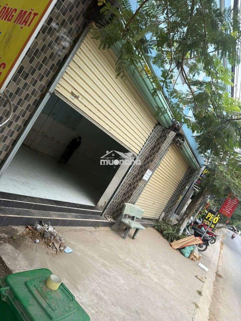 Cho thêu kiot đôi mặt tiền 3 phòng ngủ giá 5 tr 1 tháng.  - 2