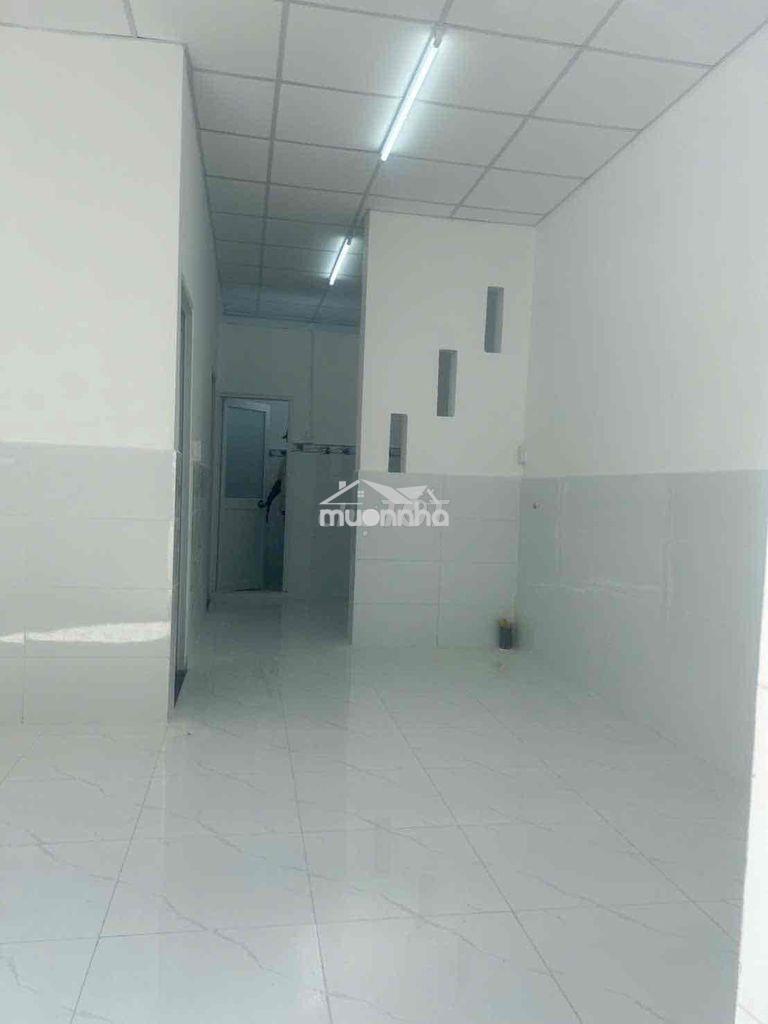 Tôi chính chủ cần bán nhà mới xây 5,5 x 8,5 hẻm chợ hóc môn