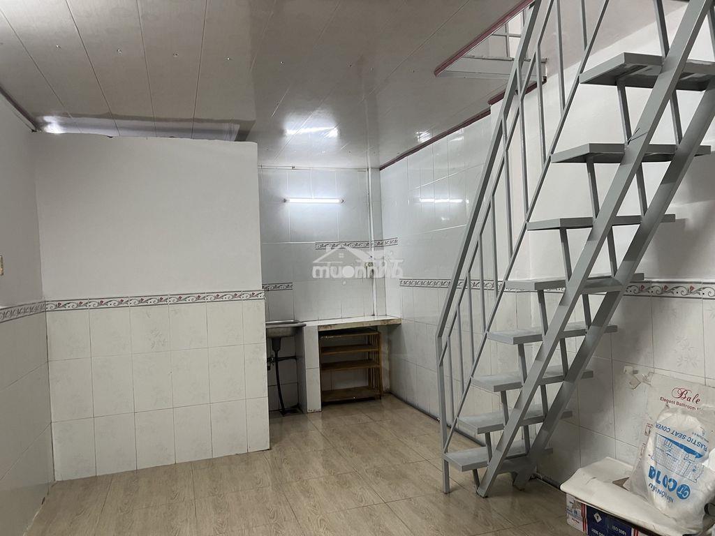 Nhà trọ gần gigamall phạm văn đồng, p. hiệp bình, 40m2, có gác suốt. - 3