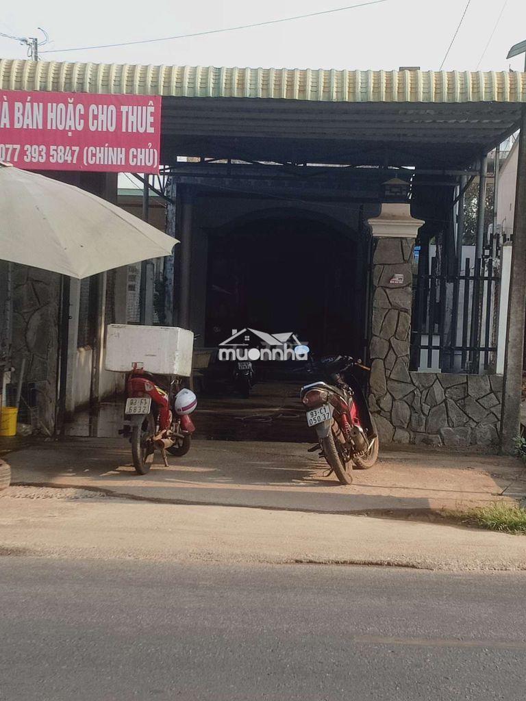 Nhà mặt tiền kinh doanh sầm uất cho thuê