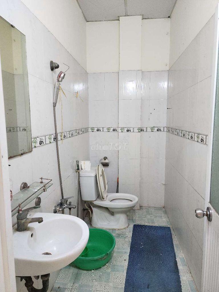 Cho thue nhà  lê trọng  tấn hxh 3pn. 3wc  - 4