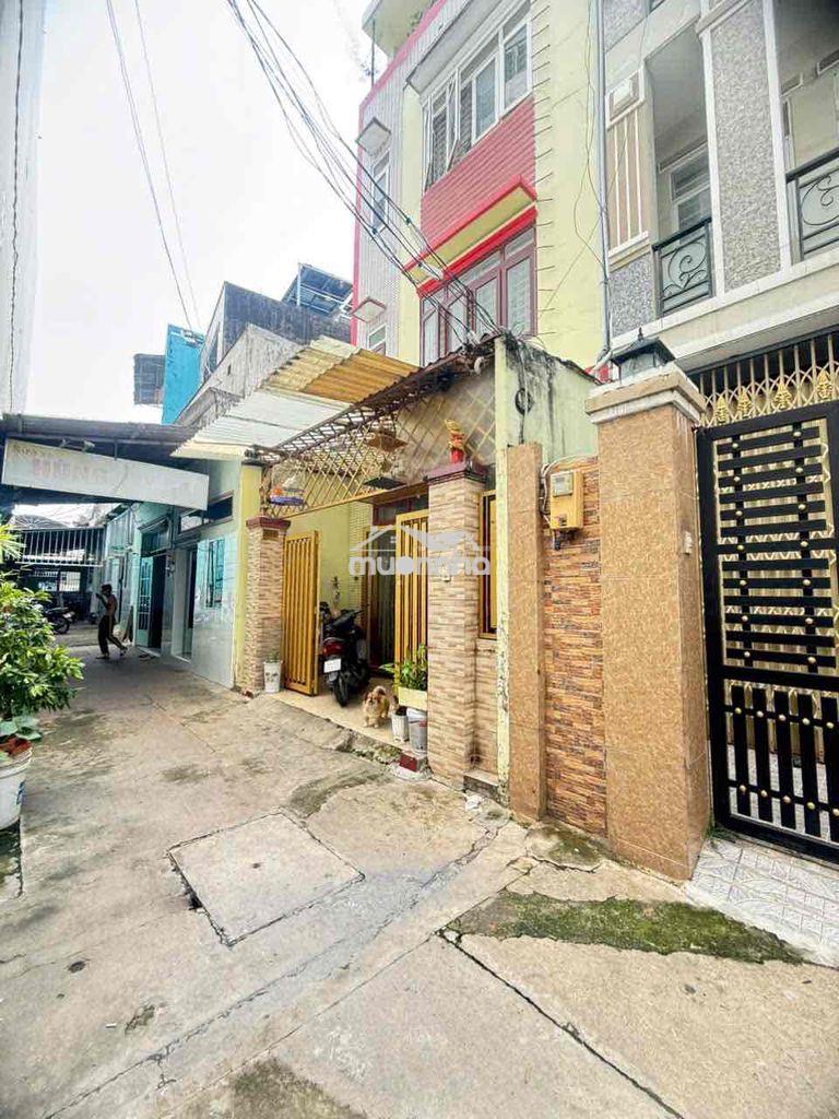 👉🏻Chủ gửi: nhà 1tret 3 lầu cách lê văn thịnh chỉ 20m 👉🏻dt 6 - 2