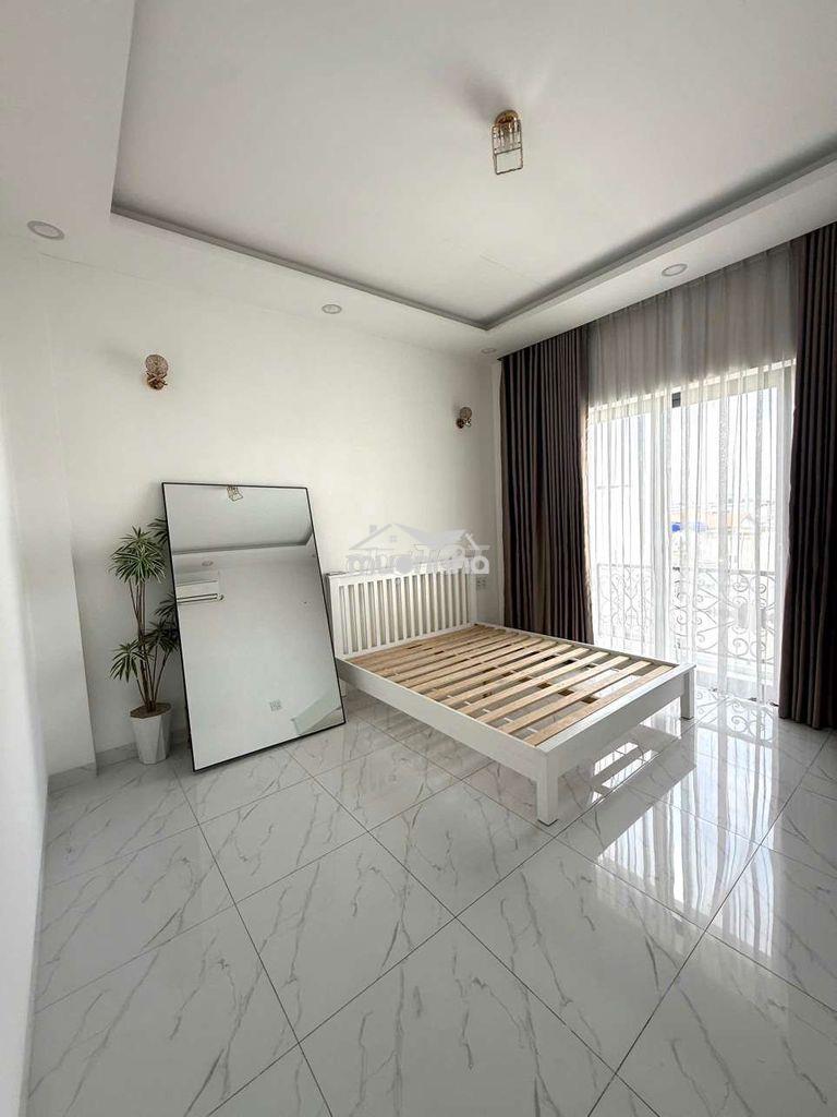 Nhà đẹp có nội thất 4 máy lạnh 4pn 3wc hẻm ô tô 7m gần gò vấp thới an - 4