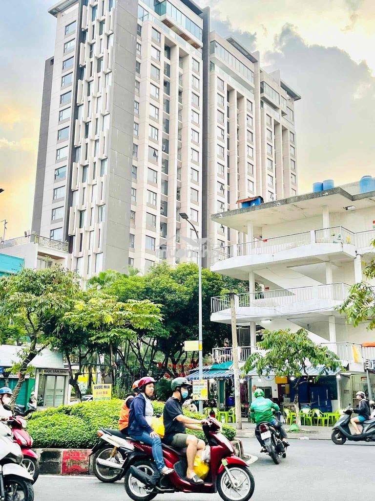 Siêu phẩm x/y đường số quận 4 ngay  hồ bơi - khu trung tâm thể thao -